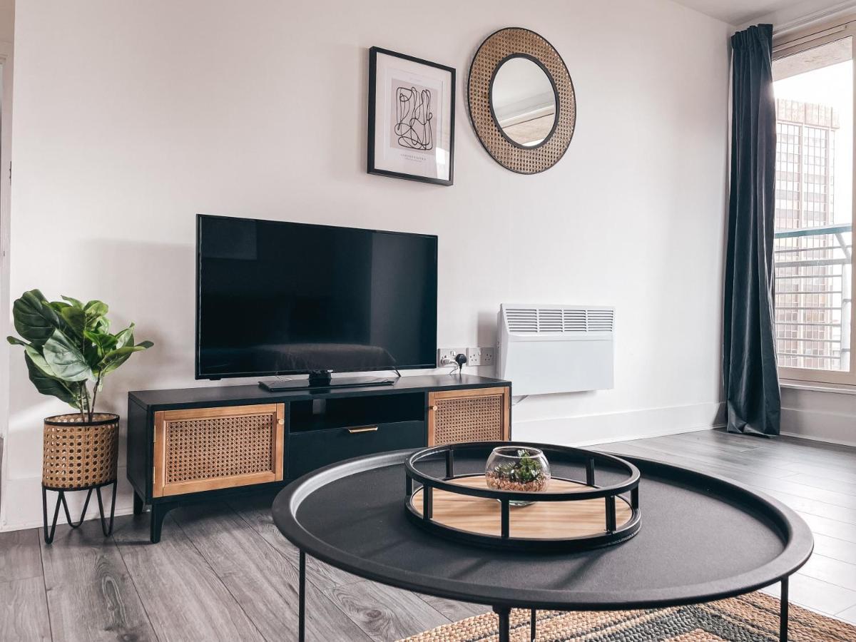 The Aspect, By Solace Apartment Cardiff