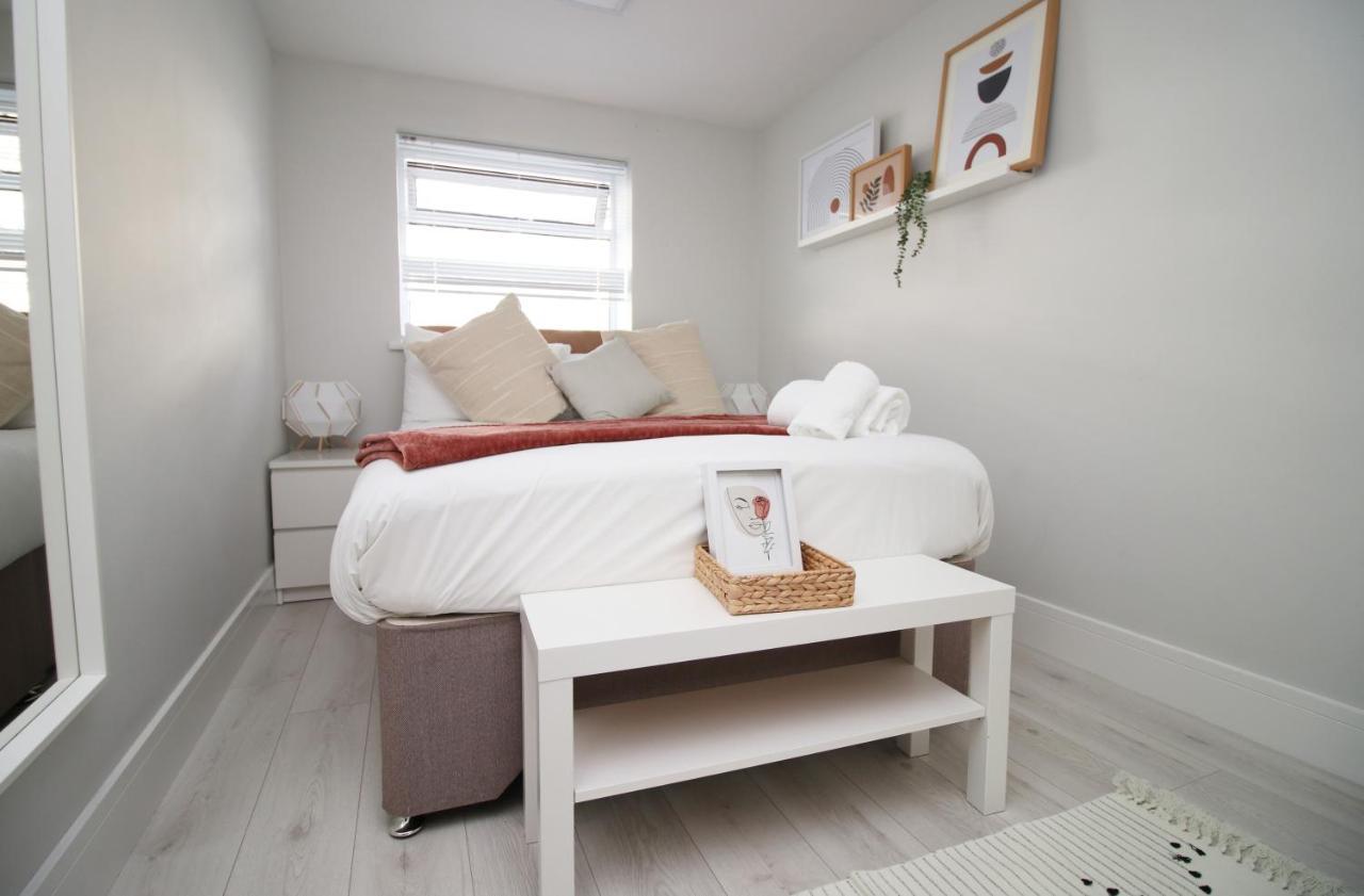 Mackintosh Flat 1 By Mia Living 2 Bedroom Near The Centre *