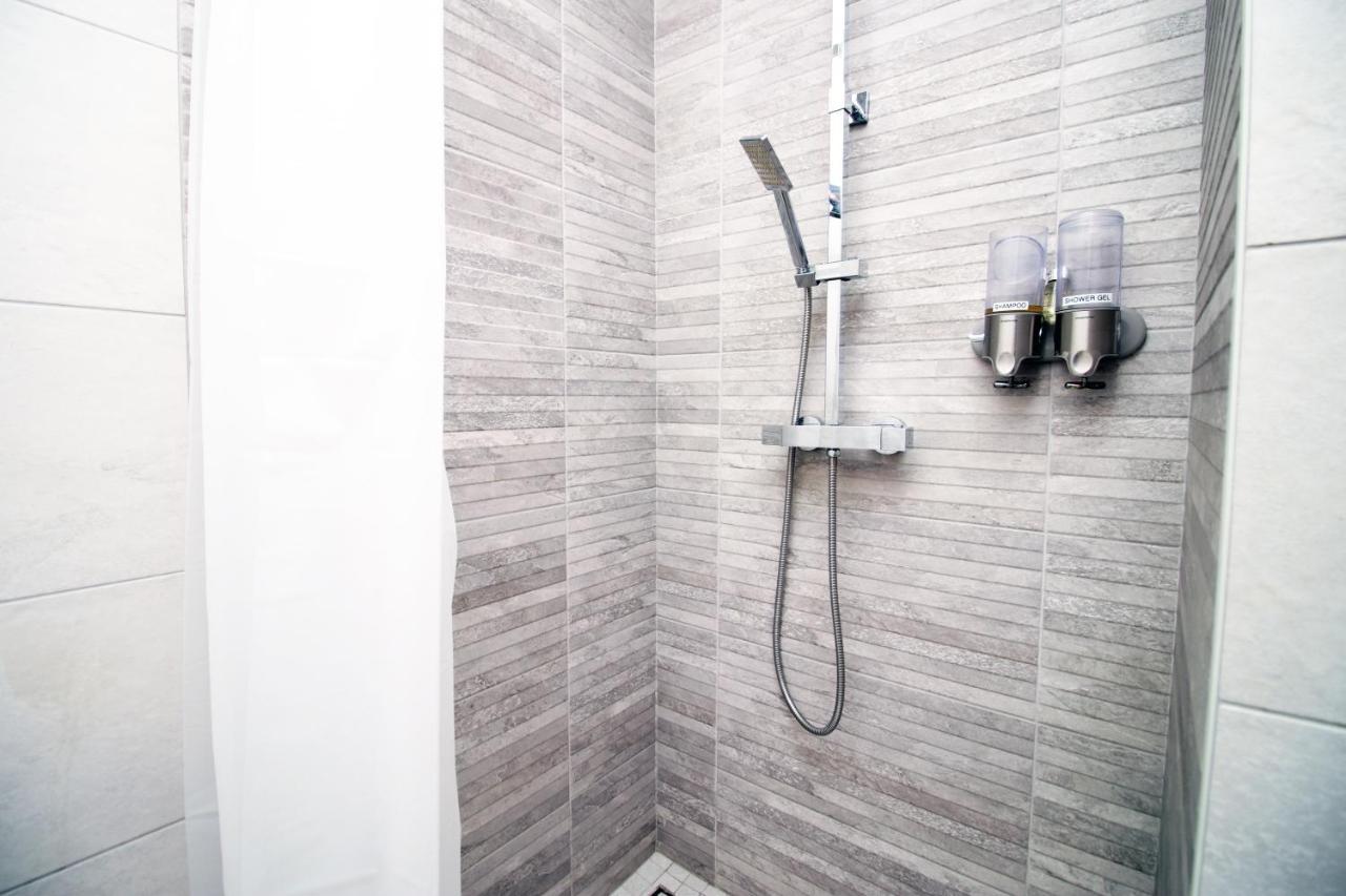 Mackintosh Flat 1 By Mia Living 2 Bedroom Near The Centre Cardiff