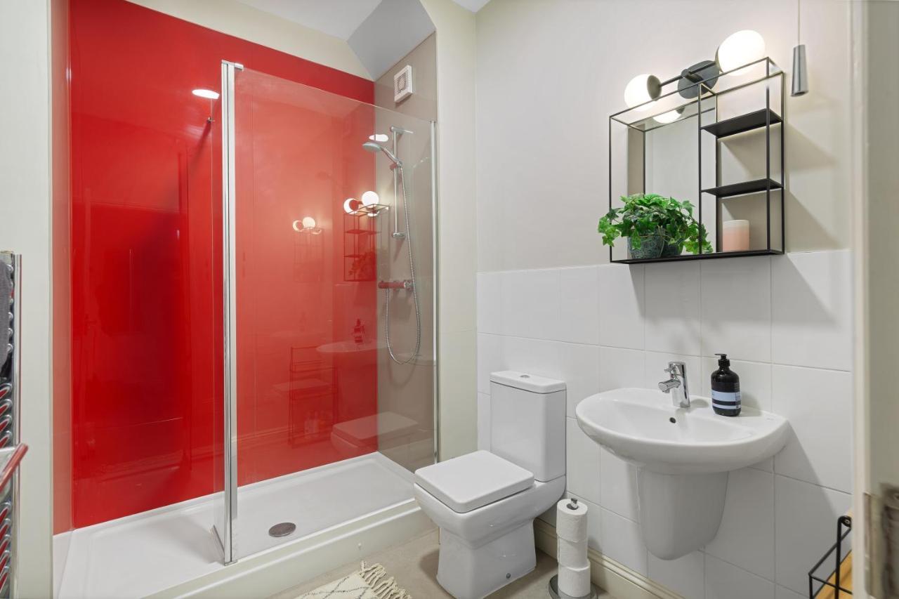 Albany By Black Door Apartment *