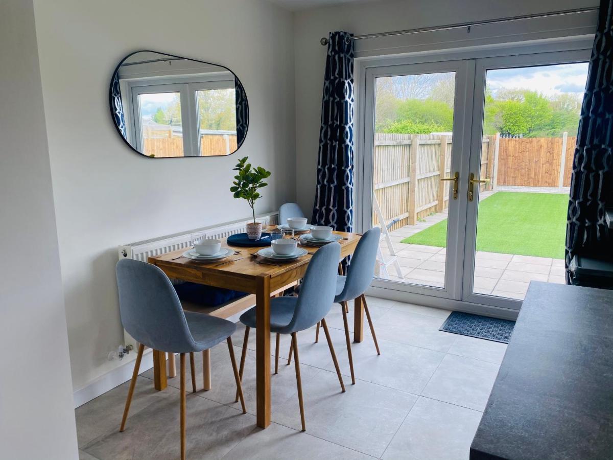 Holiday home Modern Family With Off-road Parking