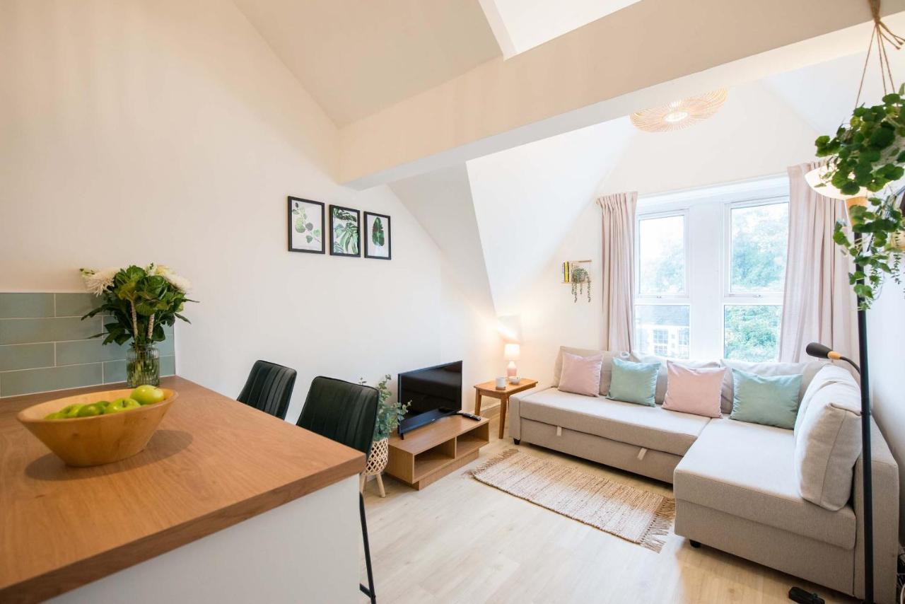 1 Bed Central Loft Near Stadium Apartment Cardiff