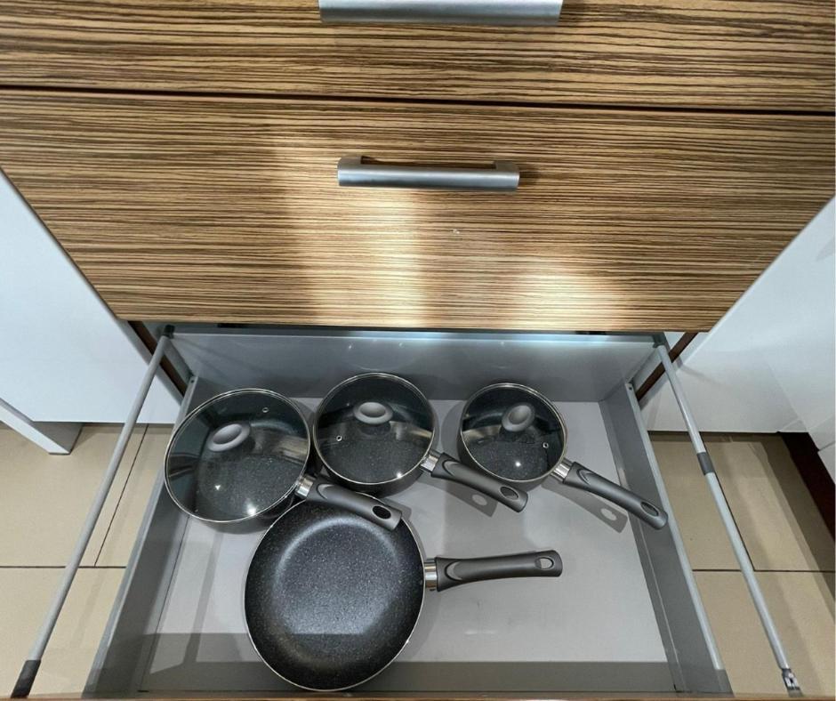 In Cardiff, Sleeps 8 Holiday home *