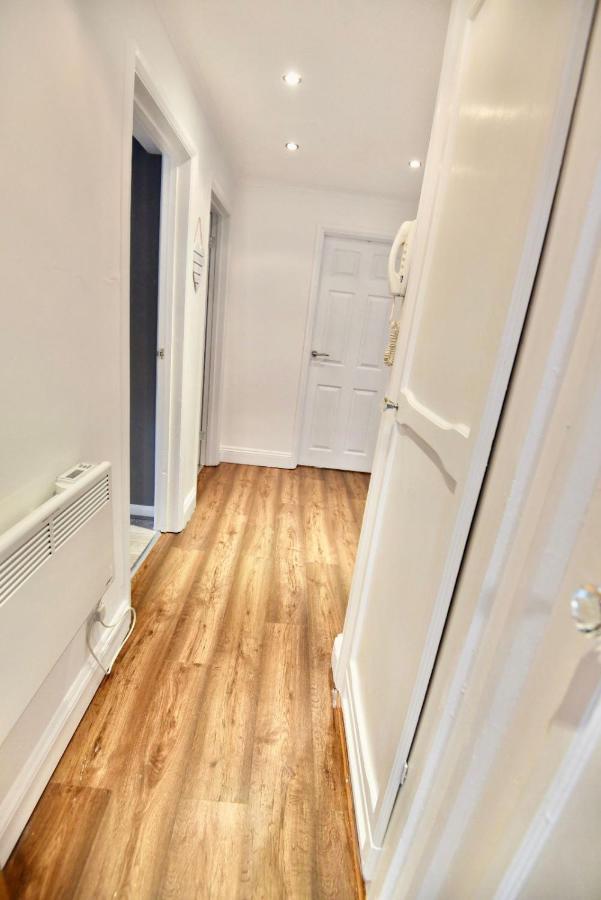 Come On In Centre Wentloog Close Sleeps Upto 6 Cardiff