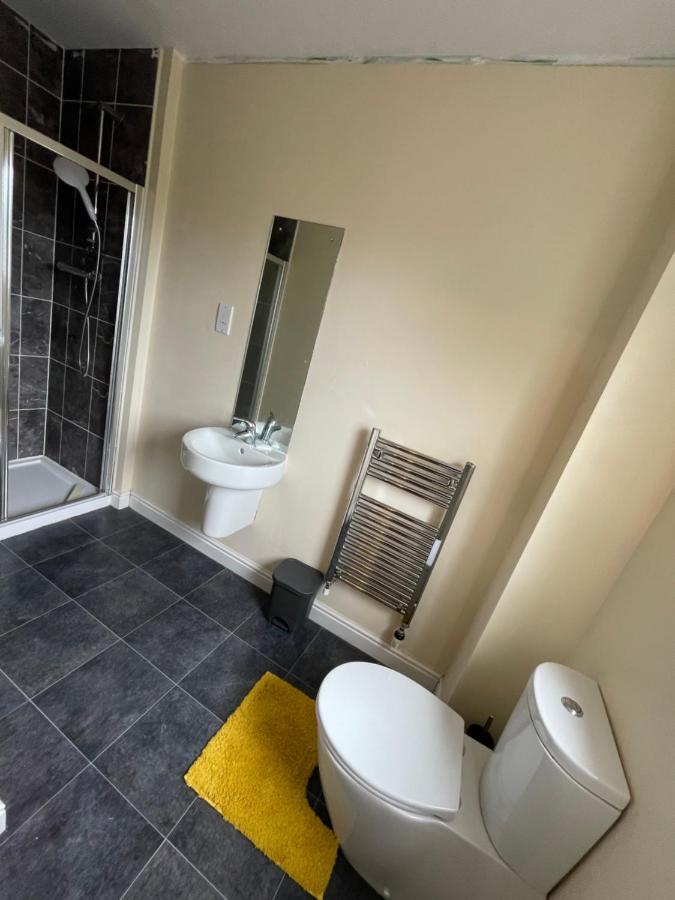 Holiday home In Cardiff. Sleeps 6 Cardiff