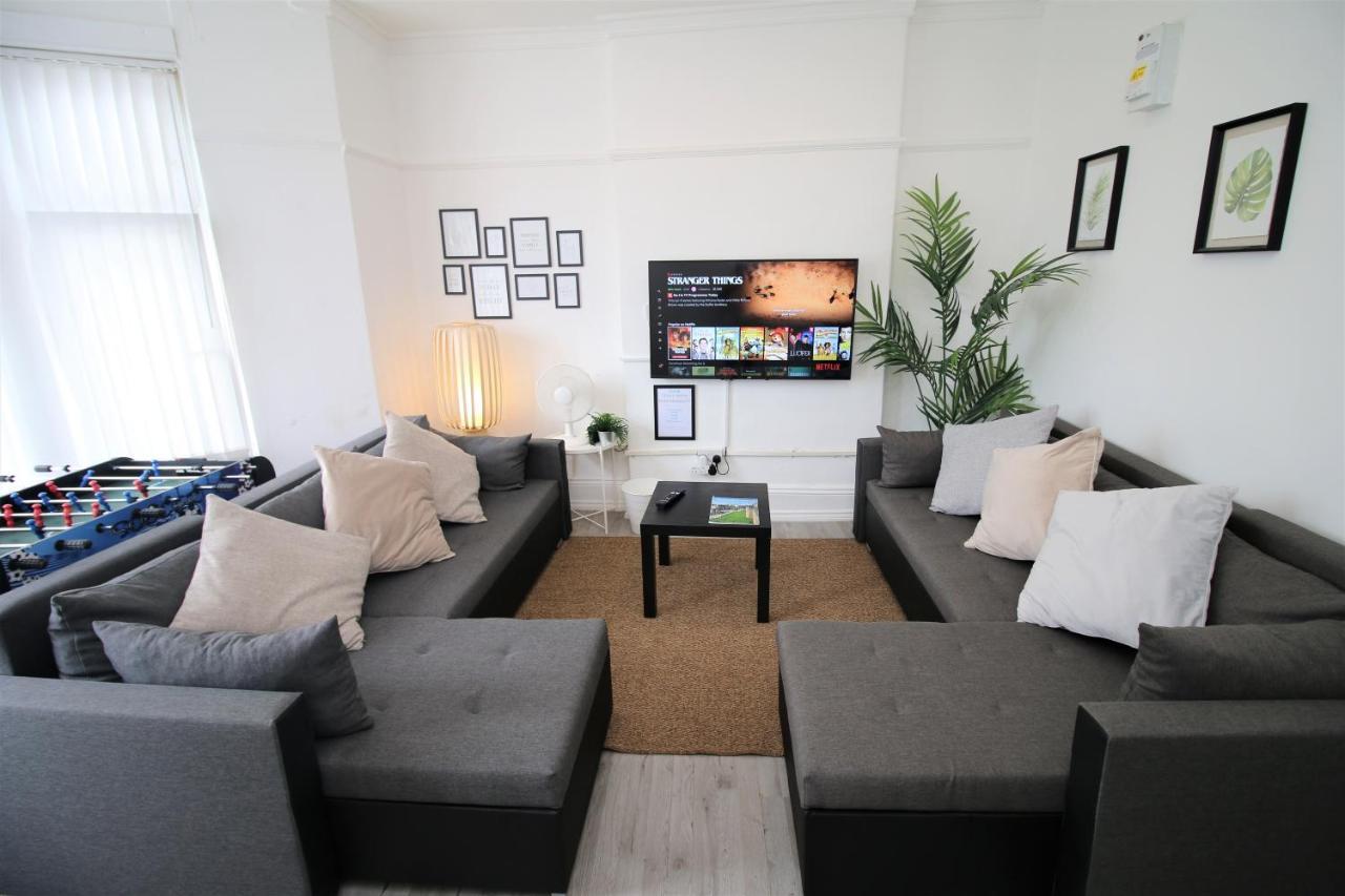 Holiday home Free Local Parking - Fast Wifi - Sleeps 10 Guests By Promise Cardiff