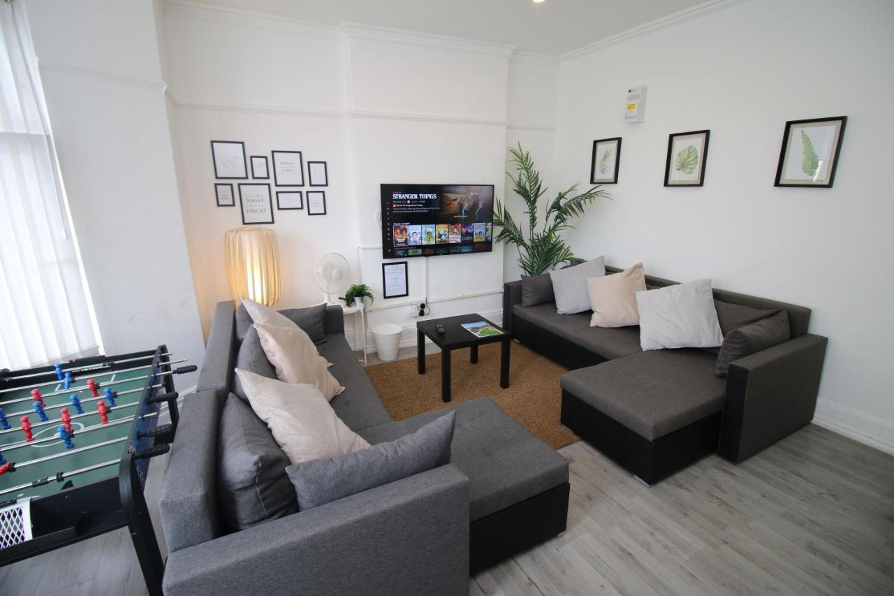 Free Local Parking - Fast Wifi - Sleeps 10 Guests By Promise * Cardiff