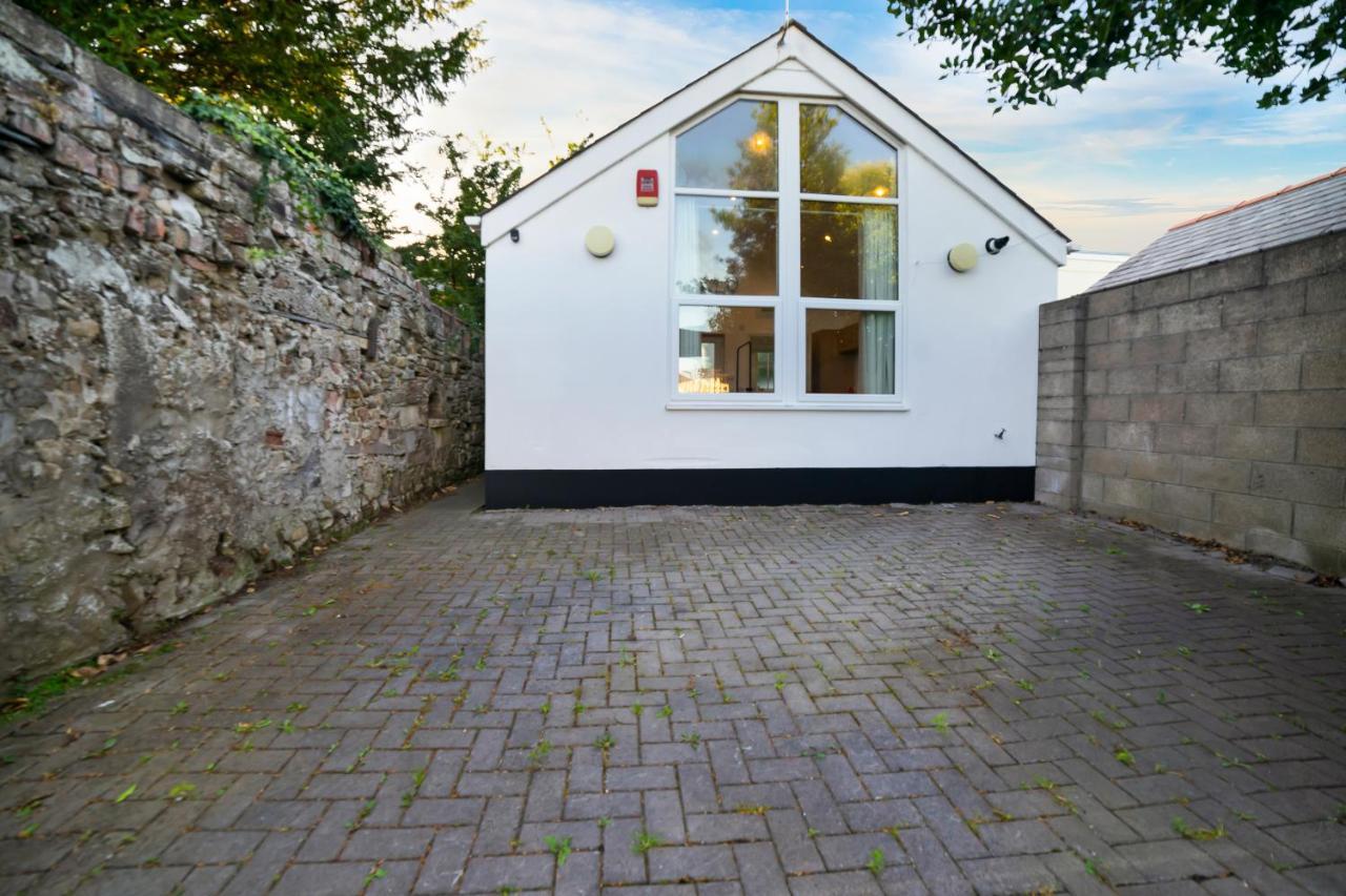 The Village Coach House Cardiff