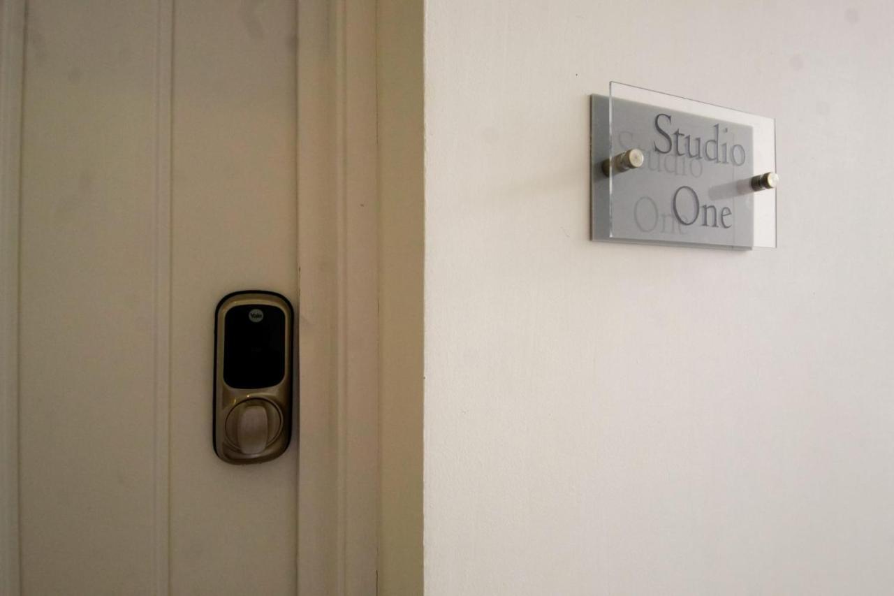 Bay Studio By Staying-away * Cardiff