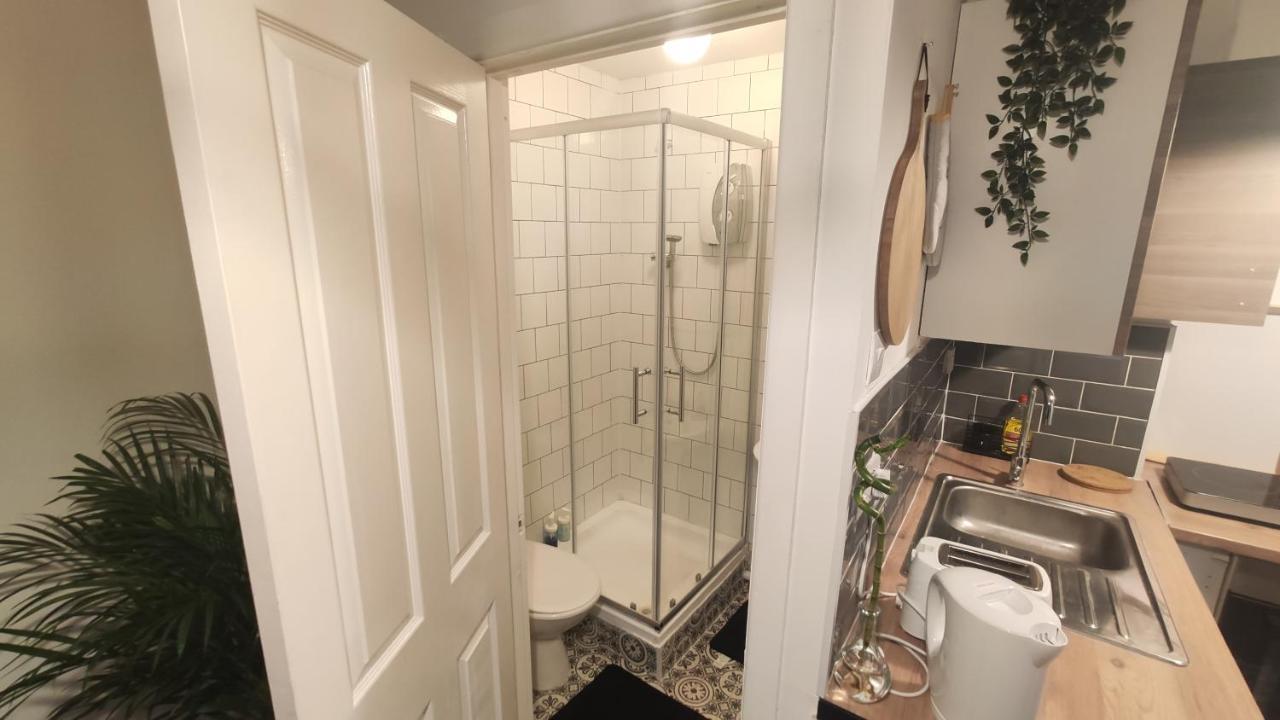 Beautiful 1 Bedroom Cardiff