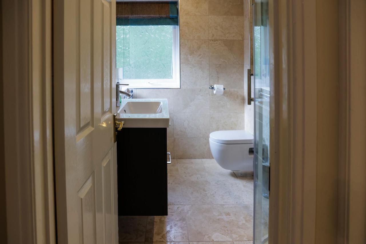 Holiday home Stylish Family In Desirable Penylan + Parking