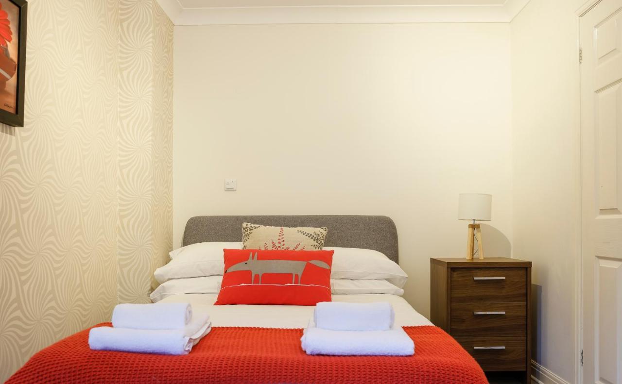 Stylish Family In Desirable Penylan + Parking * Cardiff