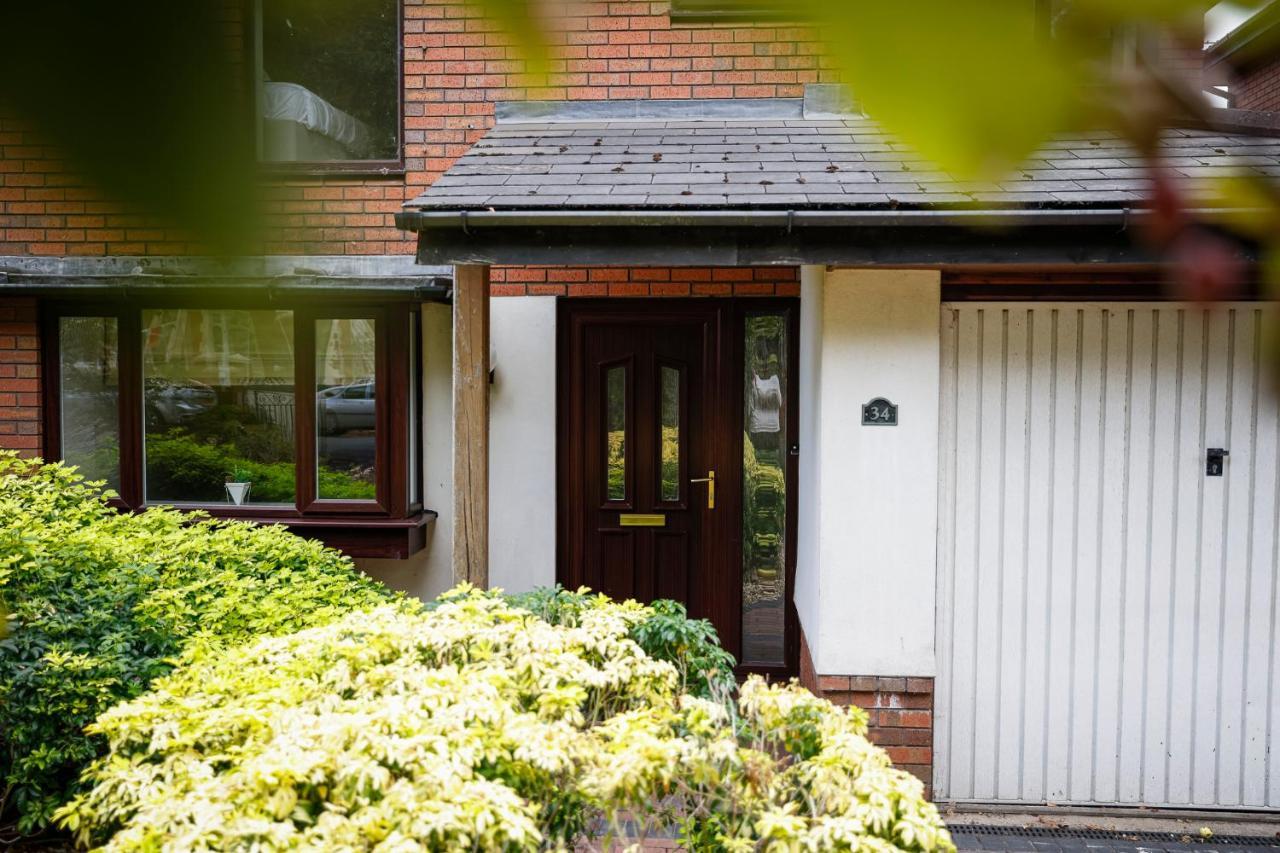 Stylish Family In Desirable Penylan + Parking Cardiff