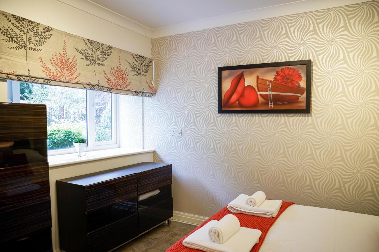Holiday home Stylish Family In Desirable Penylan + Parking *