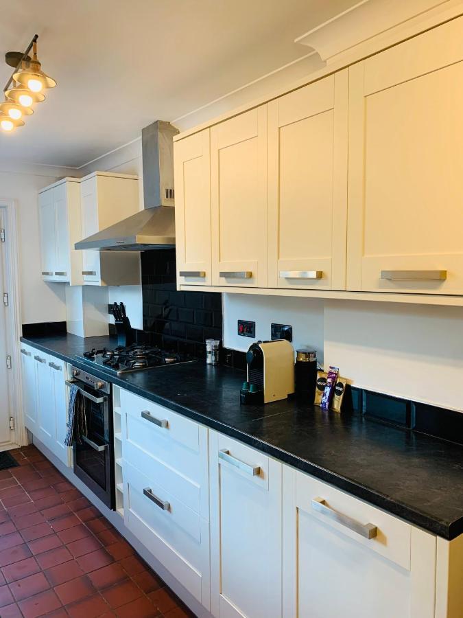 4 Bedroom House Nr City Centre *