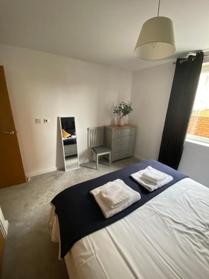 The Courtyard By Staying-away With Free Parking Apartment Cardiff