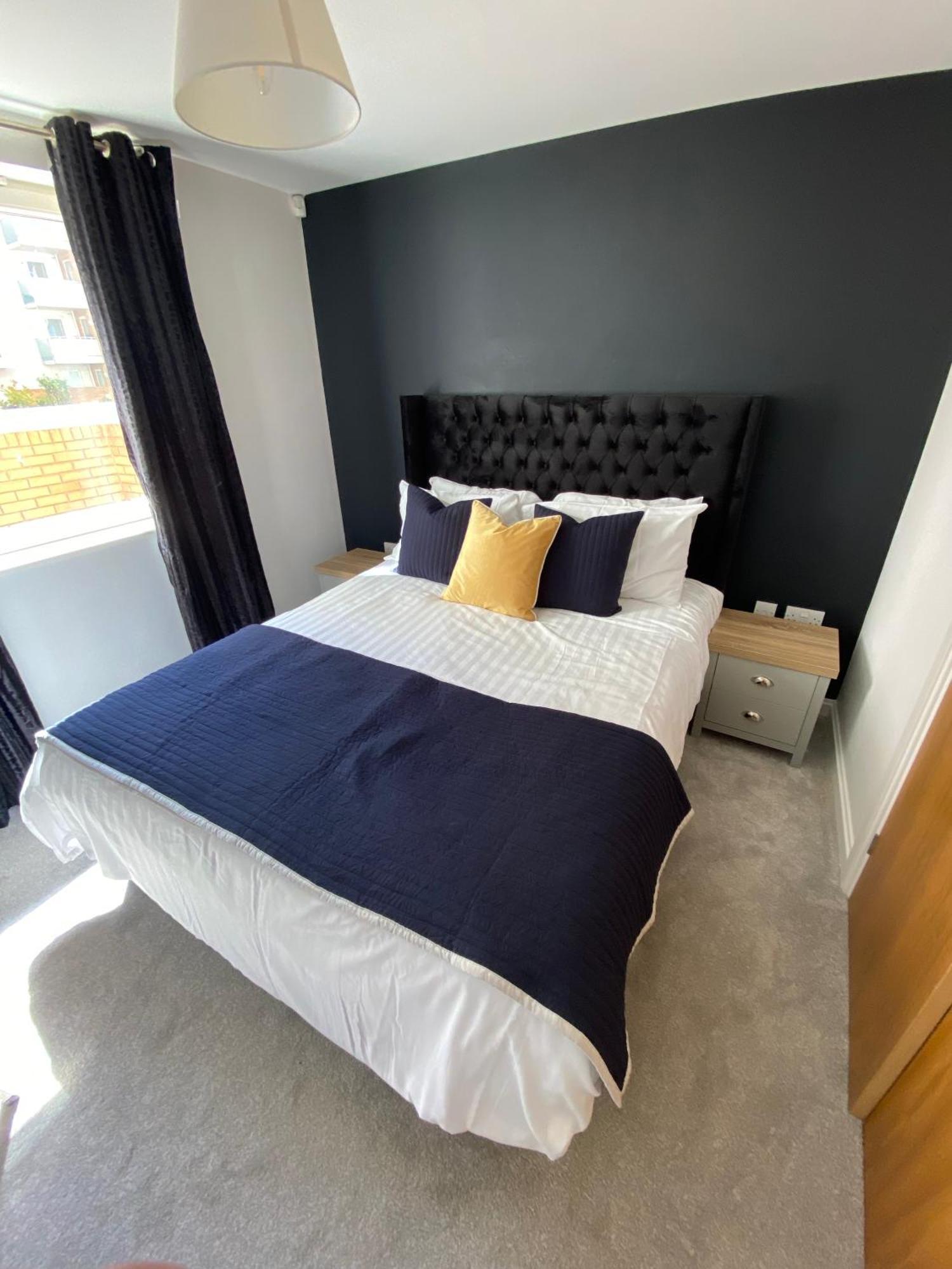 Apartment The Courtyard By Staying-away With Free Parking *