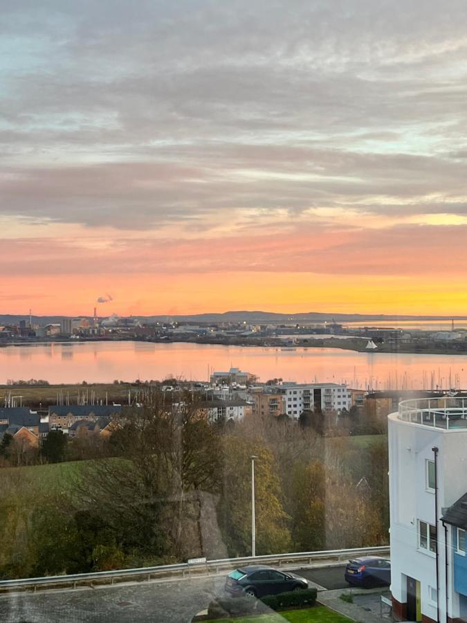 Cardiff Luxury Apartments * Cardiff