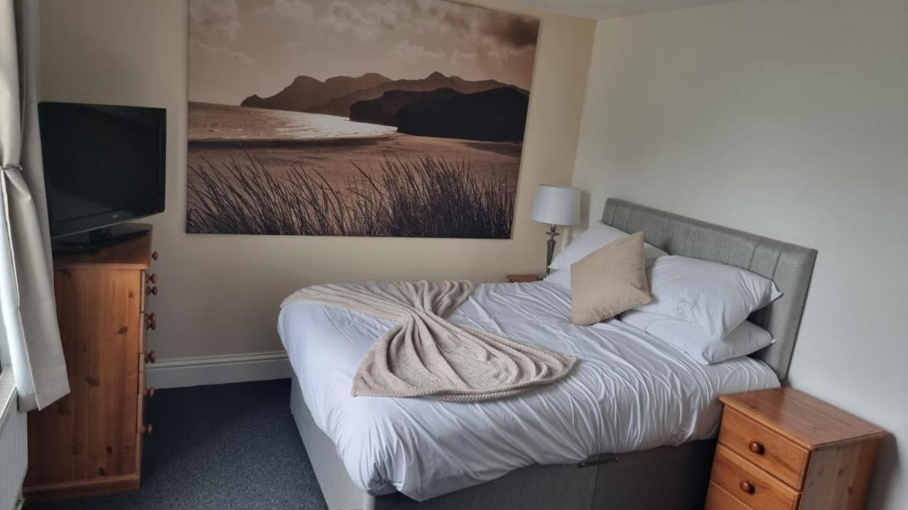 Cefn Mably Bar And Cardiff