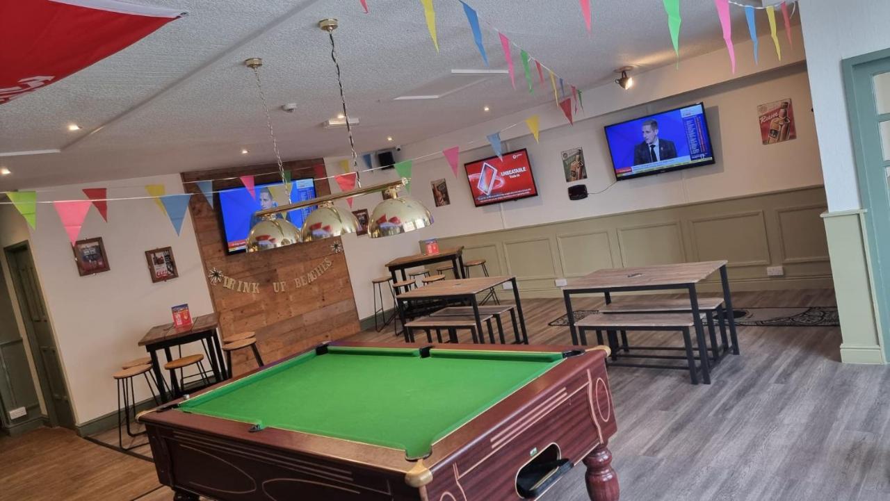 Cefn Mably Bar And *