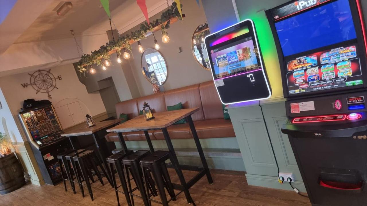 Cefn Mably Bar And * Cardiff
