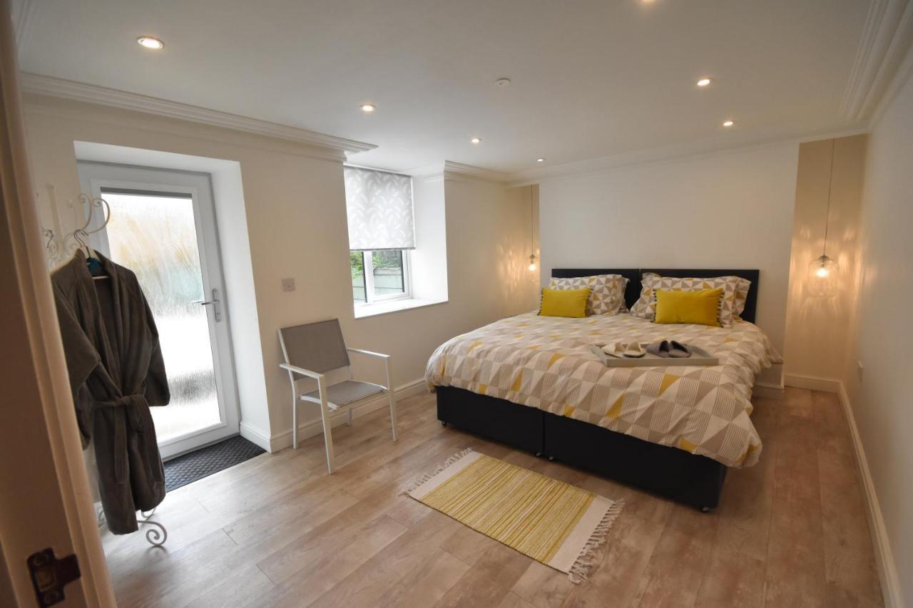 Modern Near City Centre And The Bay Apartment *