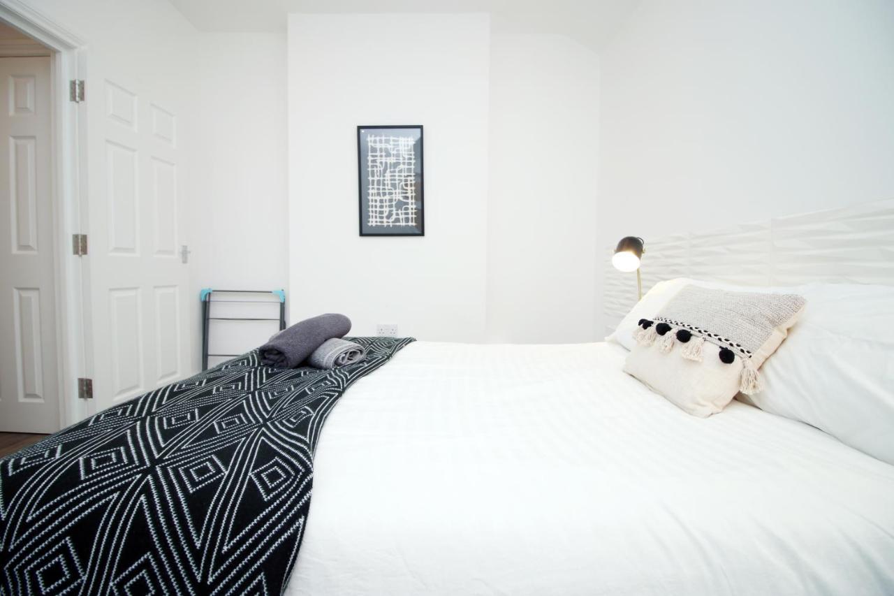 Apartment The North - Centre 3 Bed Flat With Parking And Balcony Cardiff