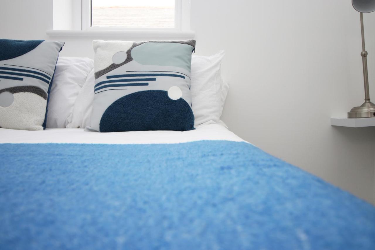 Apartment The North - Centre 3 Bed Flat With Parking And Balcony