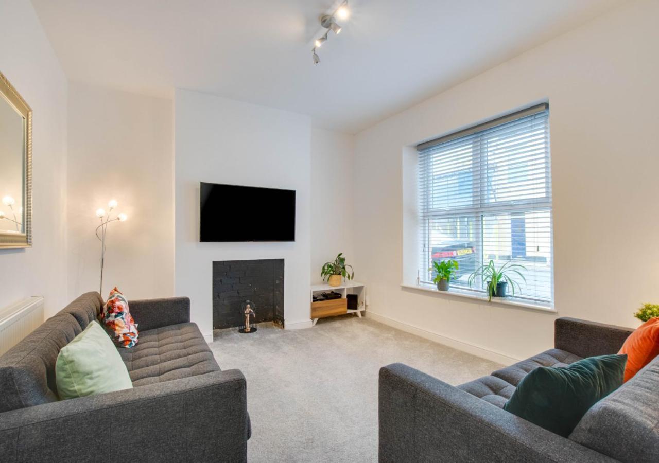 Drws Nesaf Townhouse