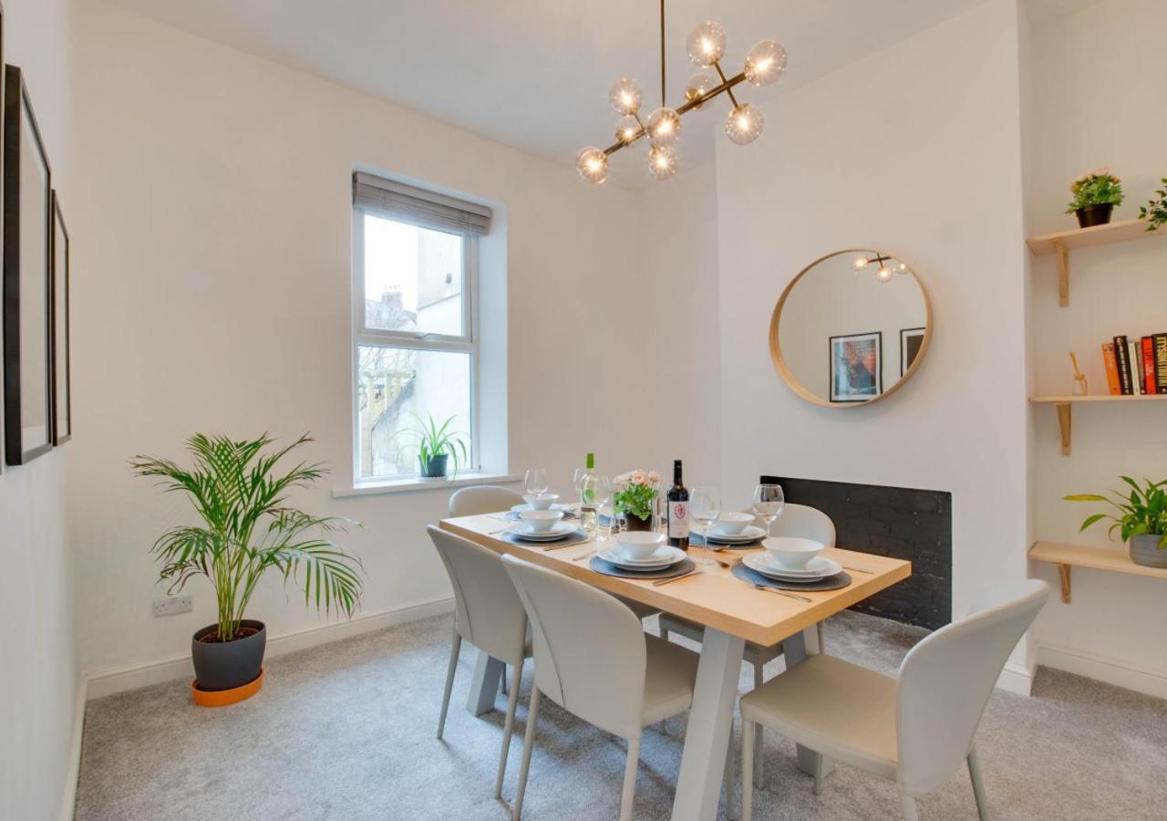Drws Nesaf Townhouse Holiday home Cardiff