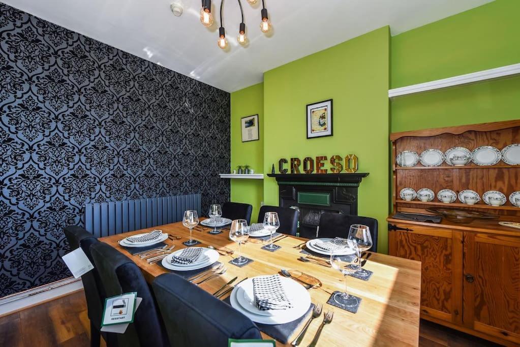 Traditional 3-bed In Pontcanna With Parking Holiday home Cardiff