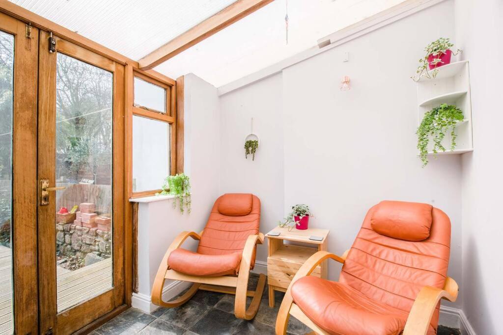 Gorgeous Victorian House Sleeps 6 In *