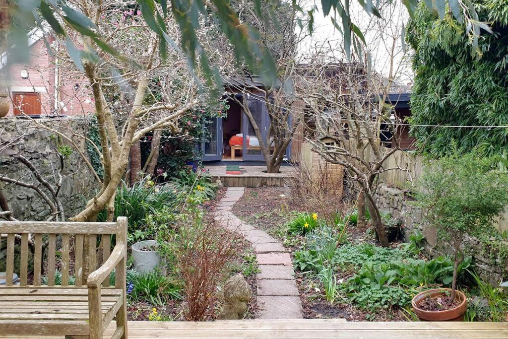 Holiday home Gorgeous Victorian House Sleeps 6 In *