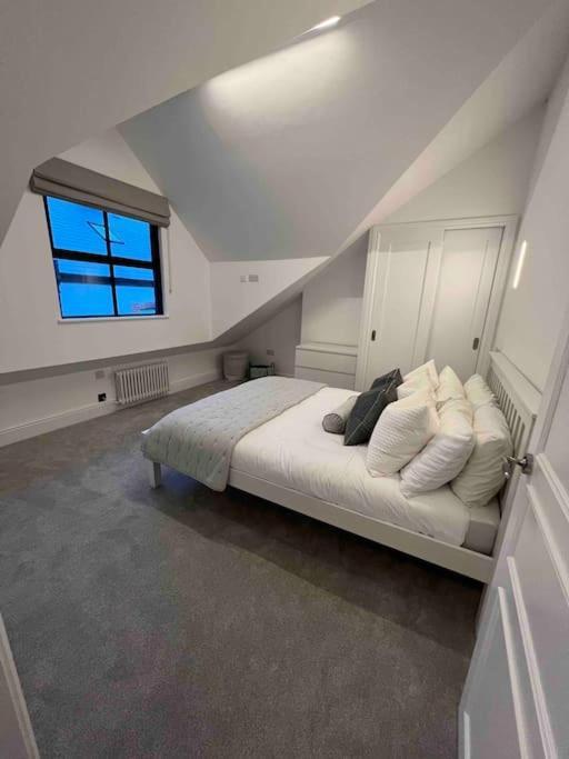 New Apartment, 10 Mins From Principality Stadium Apartment Cardiff