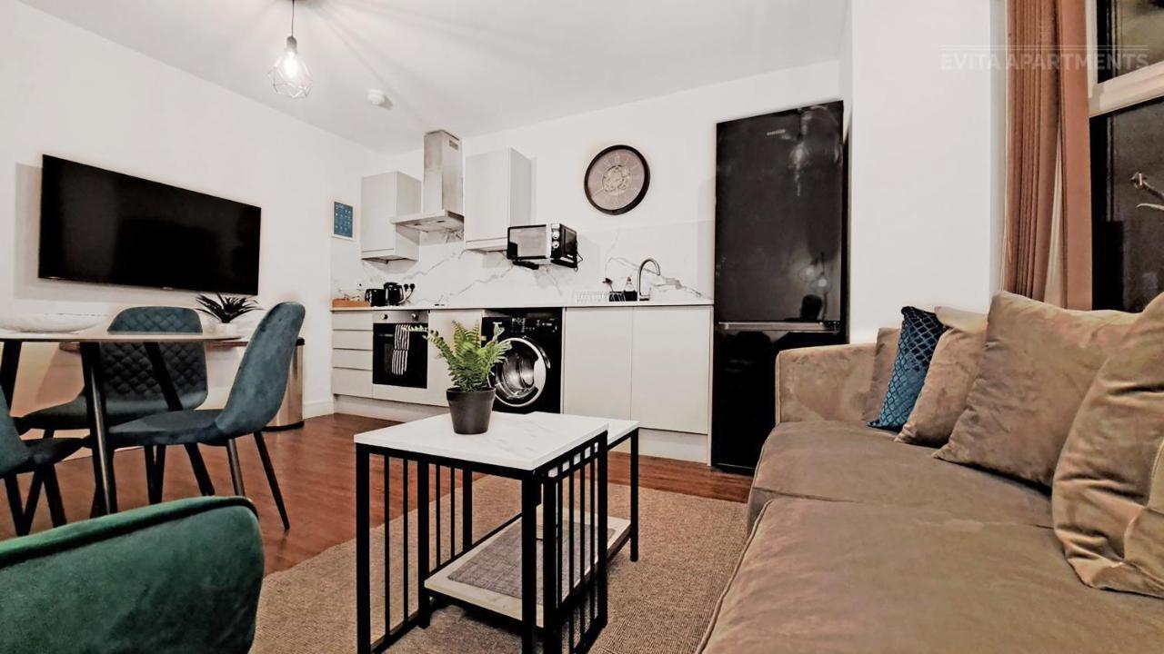 Evita Apartment *