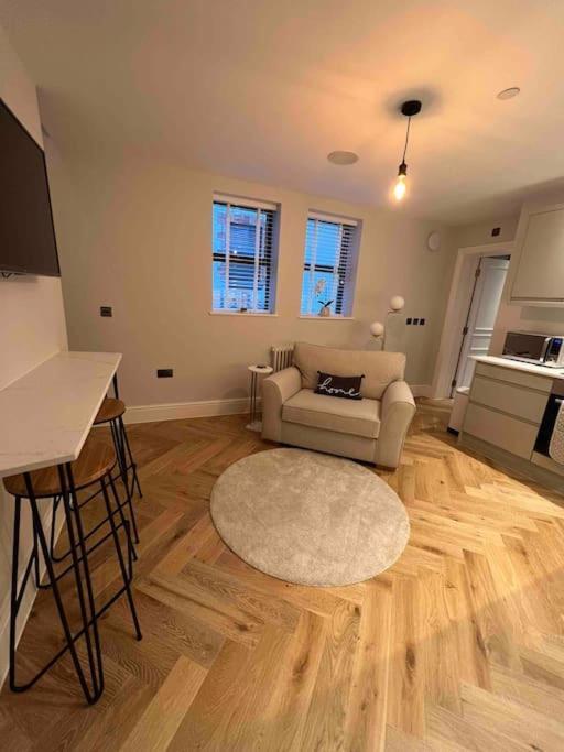 Apartment New Apartment, 10 Mins From Principality Stadium Cardiff