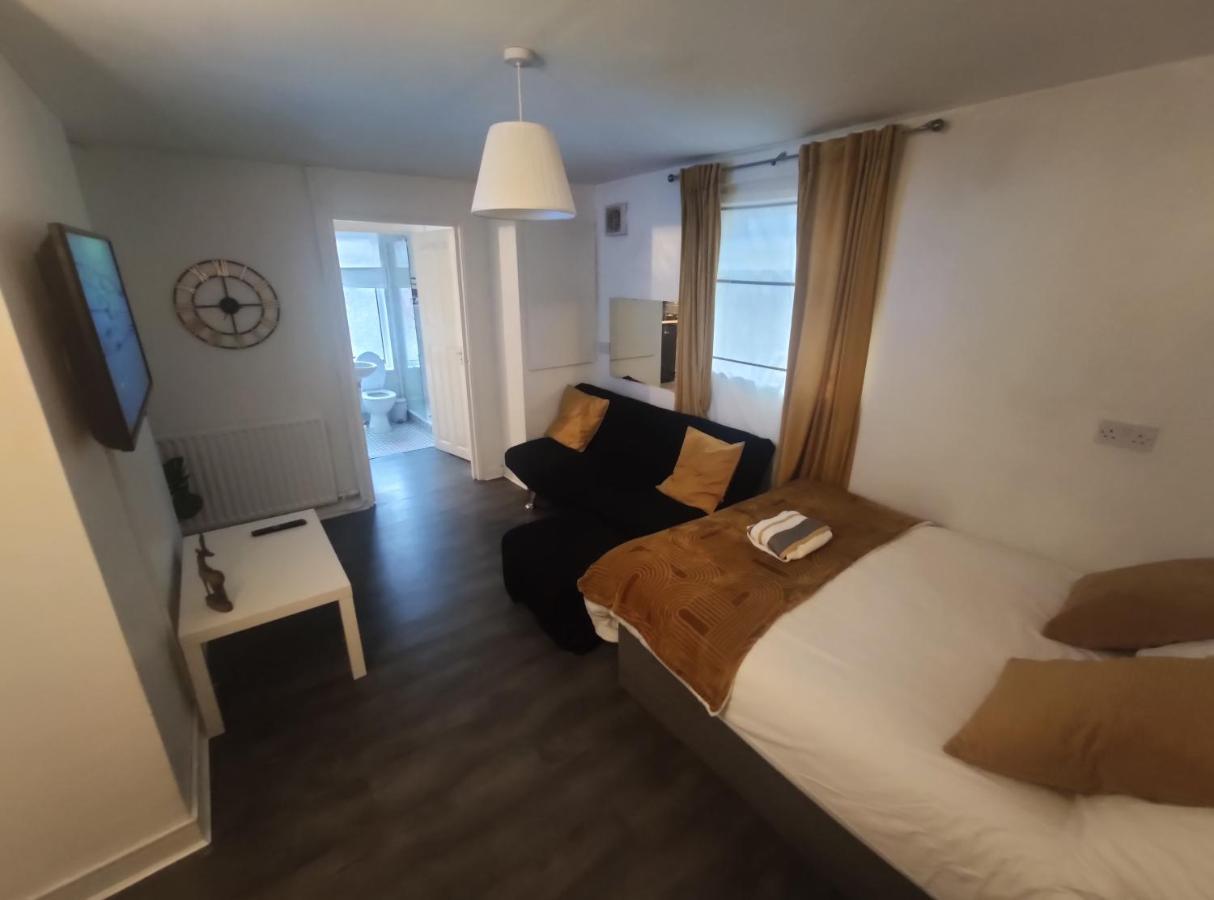 Apartment Cosy & Convenient 1 Bed Studio In The Inner-city Cardiff