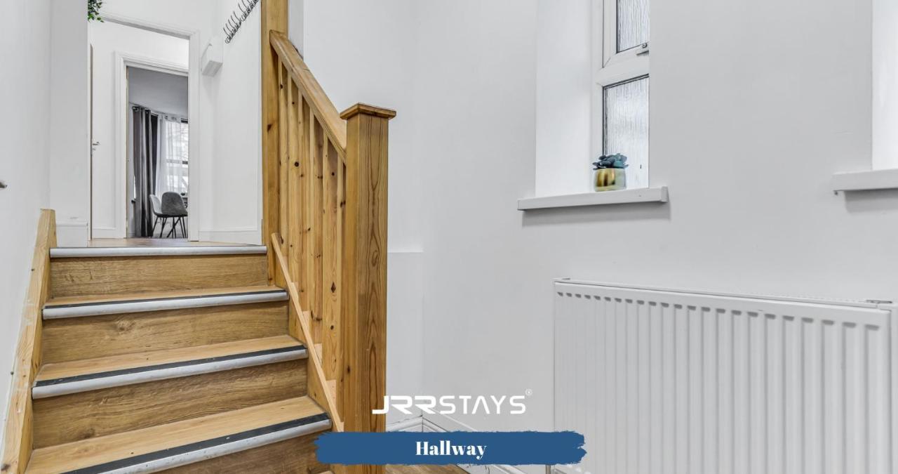 Apartment Stylish 2 Bedroom Sleeps 6 Wi-fi - Jrr *