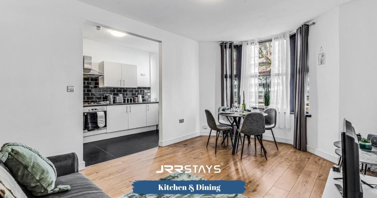 Stylish 2 Bedroom Sleeps 6 Wi-fi - Jrr Apartment Cardiff