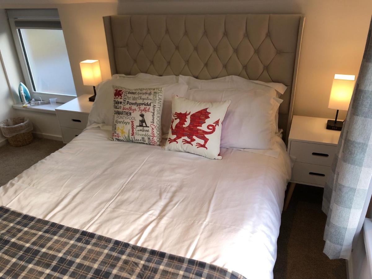 Coach House With Hot Tub & Log Fire Holiday home