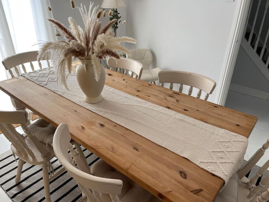 Gorgeous Within Centre Holiday home *