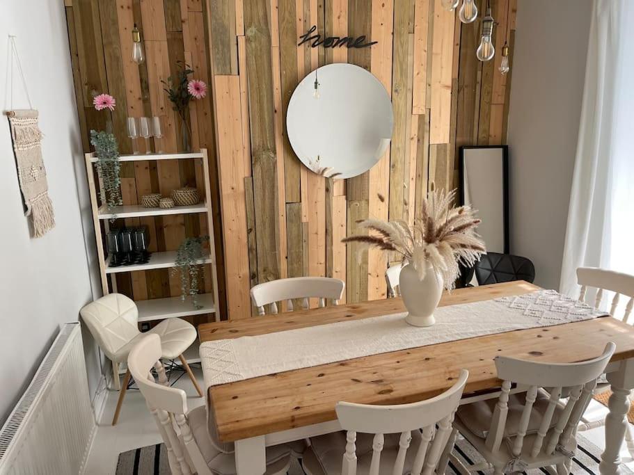 Gorgeous Within Centre Holiday home Cardiff