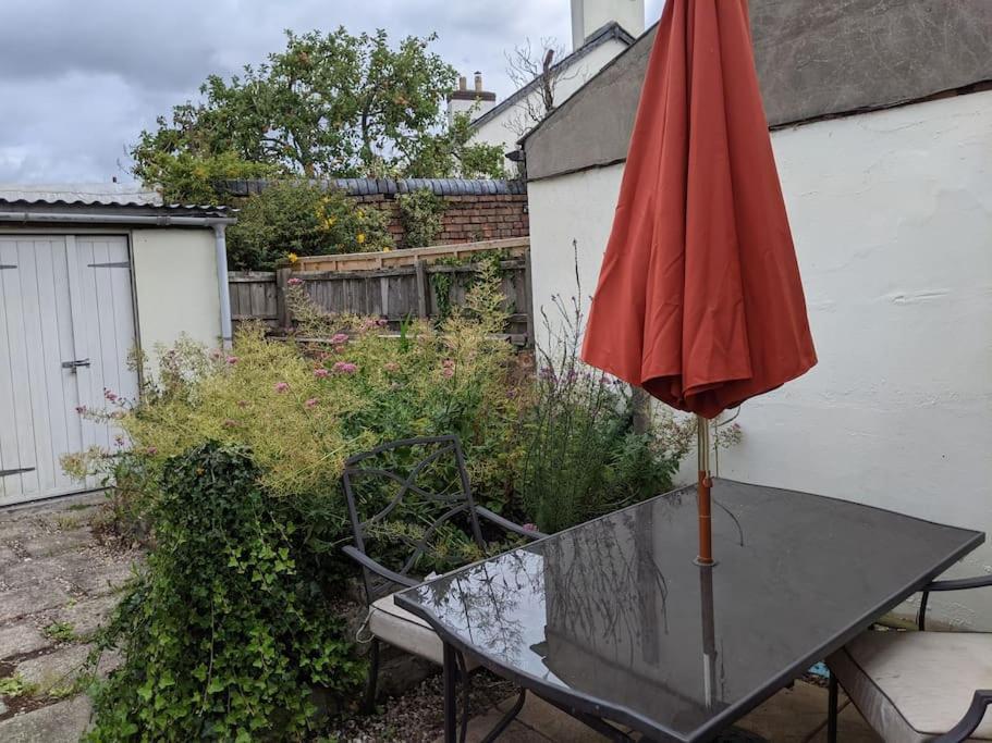 Penarth Town Terrace, Close To Cafes, Beaches, * Cardiff