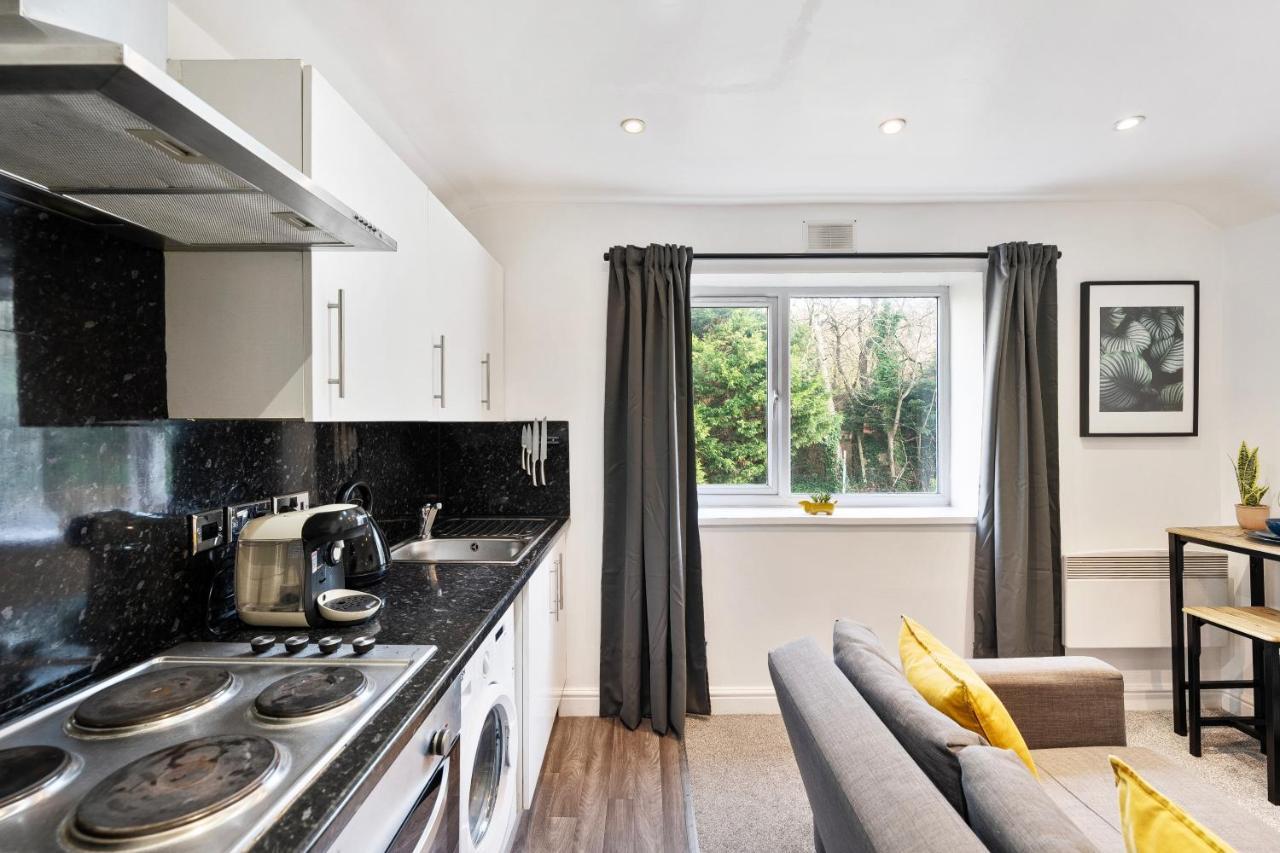 Apartment Nr Centre & Park For Up To 6