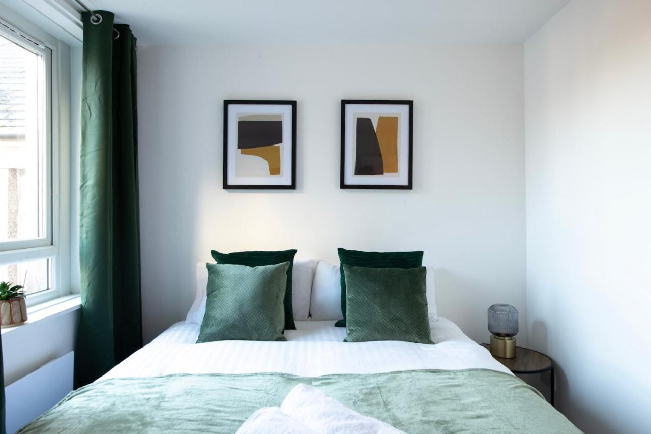 Connaught House - City Centre - Free Parking & Wi-fi Apartment Cardiff
