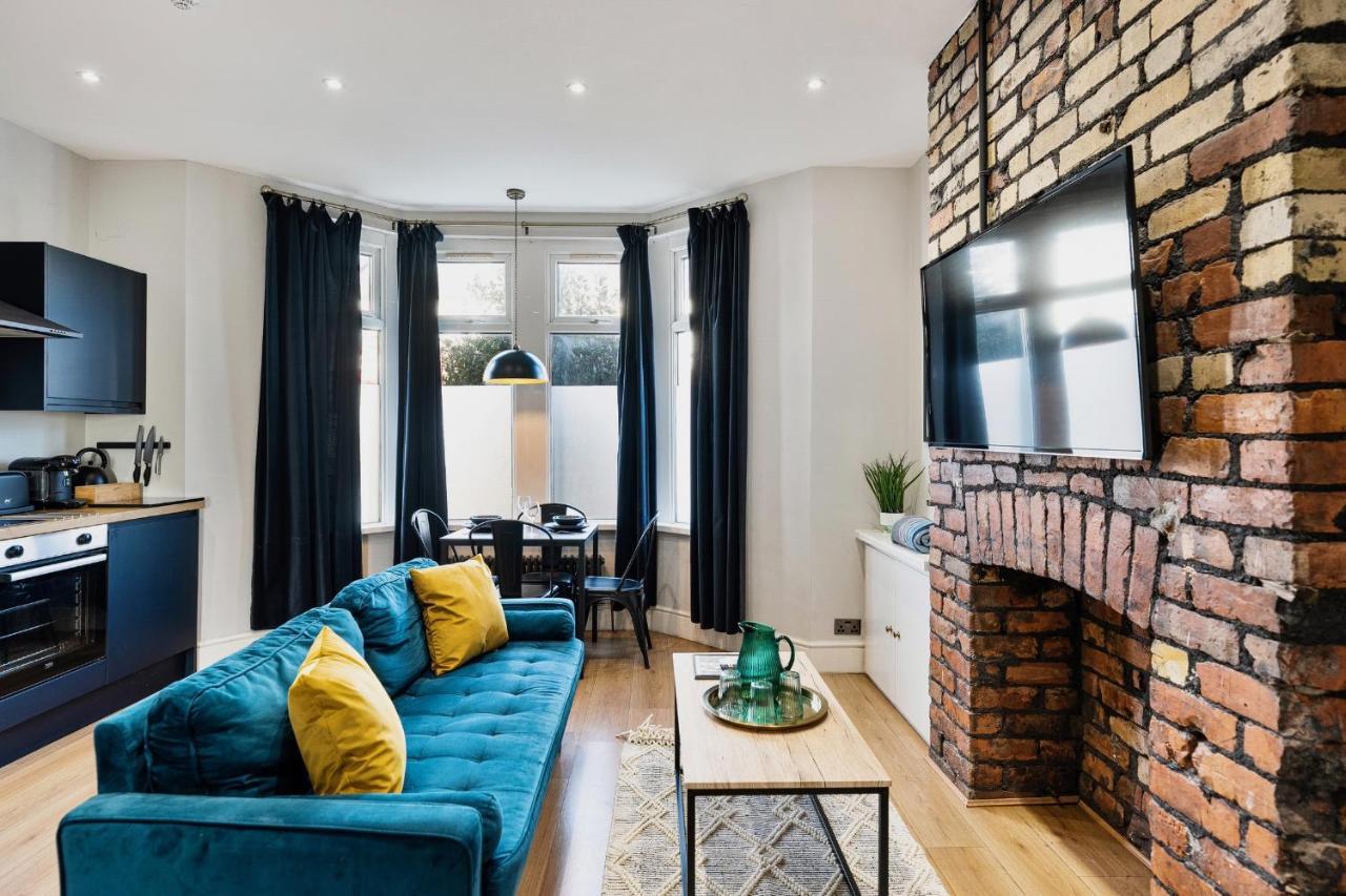 Stylish Modern Near The Centre With Nearby Off-road Parking * Cardiff