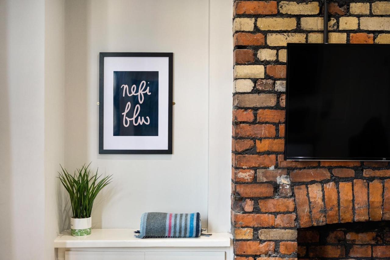 Apartment Stylish Modern Near The Centre With Nearby Off-road Parking Cardiff