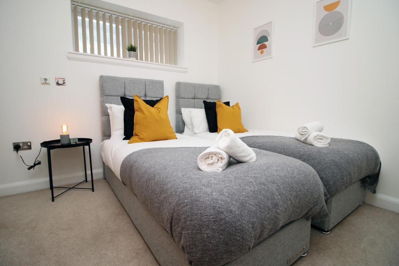 No 2 Under The Clock By Ssw - 2br, Right In The Centre, Sleeps 6