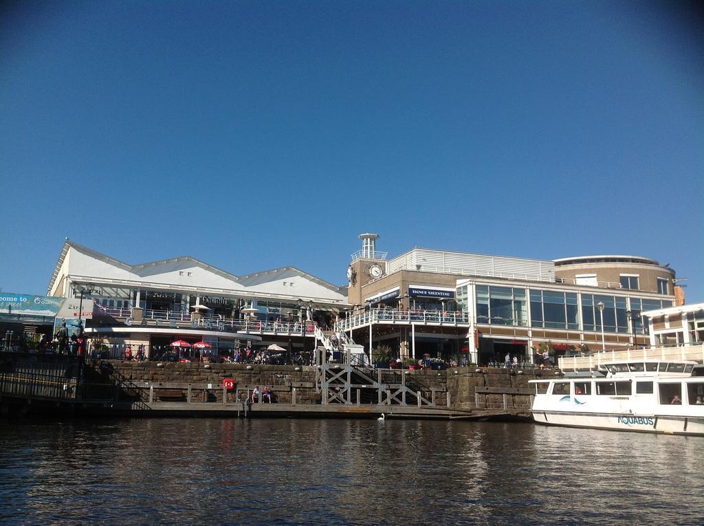 Riverbank Penthouse And Cardiff