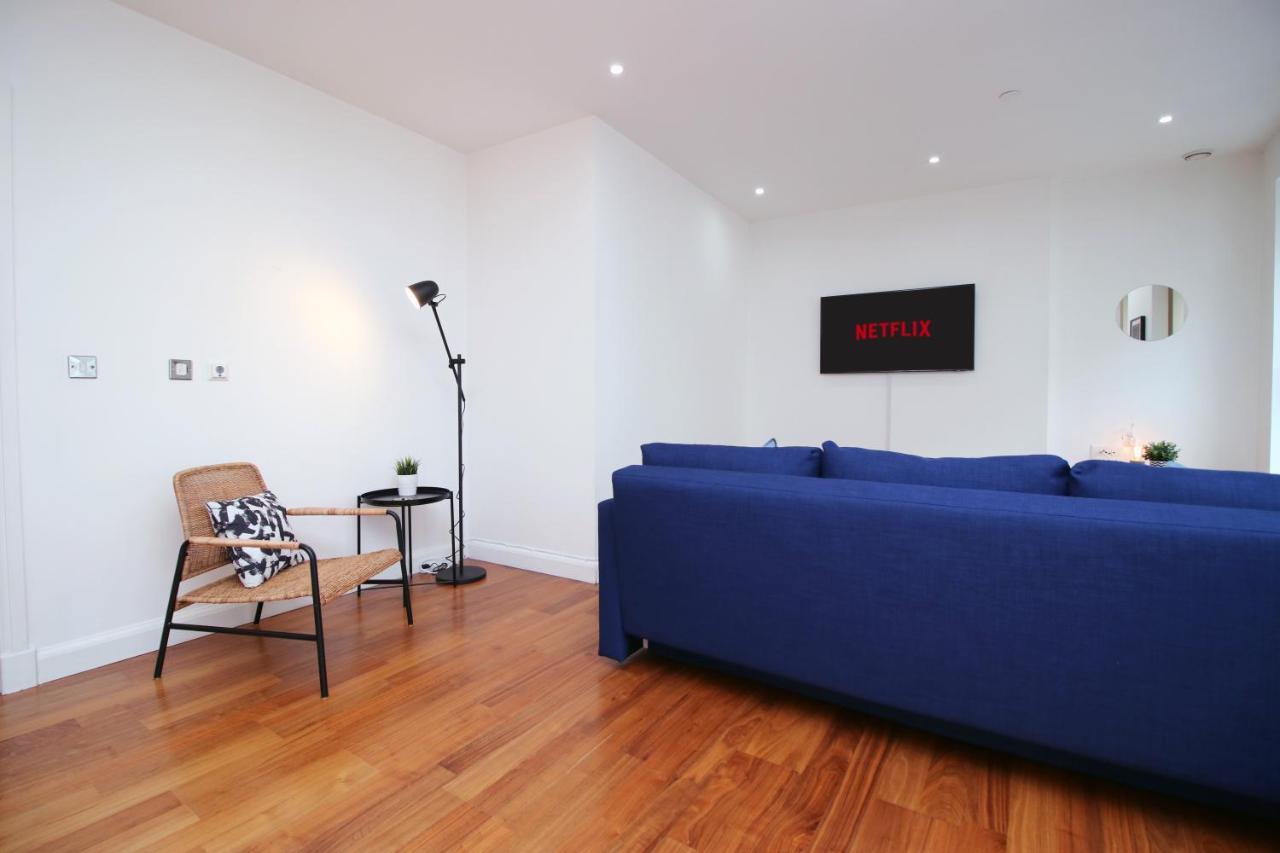 No 2 Under The Clock By Ssw - 2br, Right In The Centre, Sleeps 6 Cardiff
